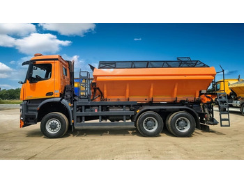 Camión Mercedes-Benz AROCS 3333 6x6: foto 2