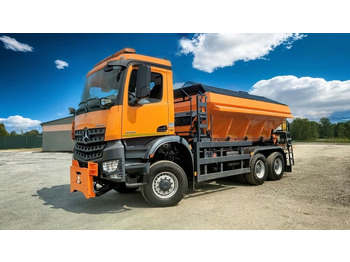 Camión Mercedes-Benz AROCS 3333 6x6: foto 3