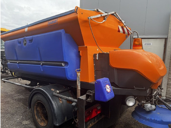 Esparcidor de sal Schmidt Przyczepka 3,5m3: foto 3 Esparcidor de sal Schmidt Przyczepka 3,5m3: foto 3