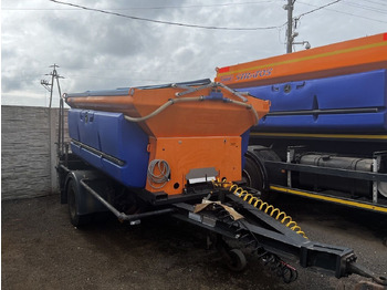 Esparcidor de sal Schmidt Przyczepka 3,5m3: foto 2 Esparcidor de sal Schmidt Przyczepka 3,5m3: foto 2