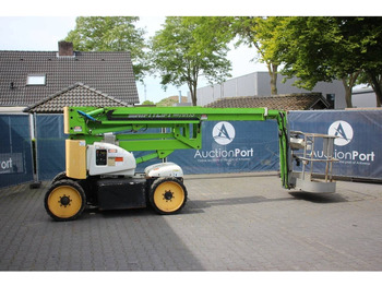 Plataforma articulada NIFTYLIFT