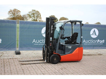 Carretilla elevadora eléctrica TOYOTA