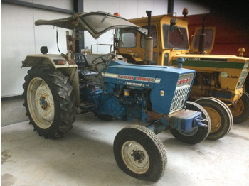 Tractor FORD