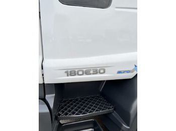 Camión chasis IVECO 300 EN CHASIS: foto 4