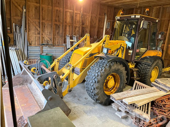 Retroexcavadora HYDREMA