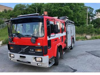 Camión de bomberos Volvo FL612: foto 1
