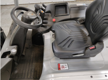 Carretilla elevadora eléctrica Still RX60-30: foto 3 Carretilla elevadora eléctrica Still RX60-30: foto 3