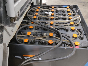 Carretilla elevadora eléctrica Still RX60-35: foto 4