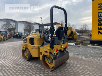 Apisonadora de asfalto Cat CB2.7: foto 3 Apisonadora de asfalto Cat CB2.7: foto 3