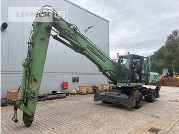 Manipulador de materiales SENNEBOGEN