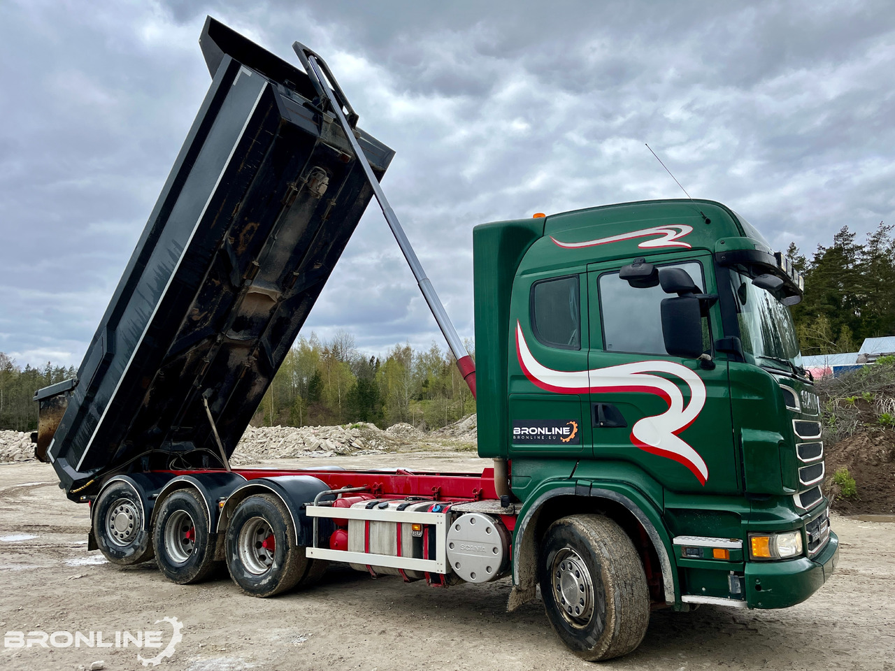 2013 V8 SCANIA R560 8X4 Tipper/Kallur/Retarder - Camión volquete: foto 4 2013 V8 SCANIA R560 8X4 Tipper/Kallur/Retarder - Camión volquete: foto 4