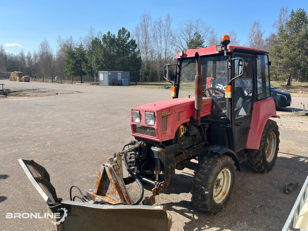 2016 Belarus 320.4 Tractor + Snow plow - Tractor, Cuchilla quitanieves: foto 3 2016 Belarus 320.4 Tractor + Snow plow - Tractor, Cuchilla quitanieves: foto 3