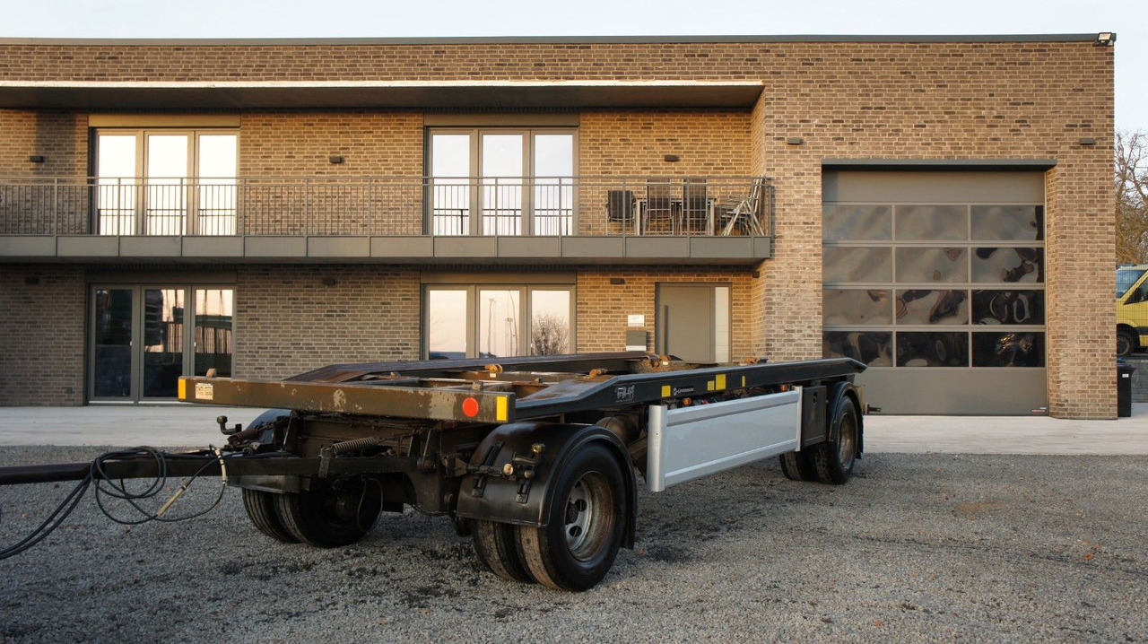 Hüffermann HAR 18.70 Abrollanhänger Abroller Doppelbereifun - Remolque multilift/ Portacontenedores de cadenas: foto 1 Hüffermann HAR 18.70 Abrollanhänger Abroller Doppelbereifun - Remolque multilift/ Portacontenedores de cadenas: foto 1