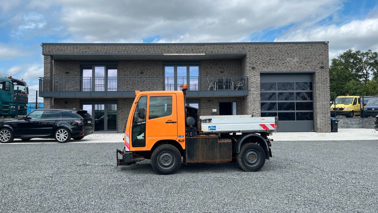 Multicar UX 100 Kipper 4x4 - Furgoneta basculante: foto 1 Multicar UX 100 Kipper 4x4 - Furgoneta basculante: foto 1