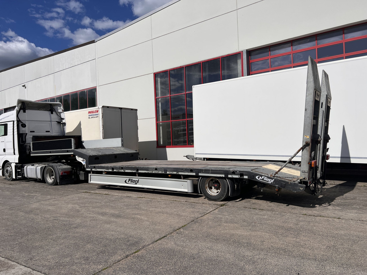 Fliegl SES210  1 Achs Satteltieflader - Semirremolque góndola rebajadas: foto 2 Fliegl SES210  1 Achs Satteltieflader - Semirremolque góndola rebajadas: foto 2