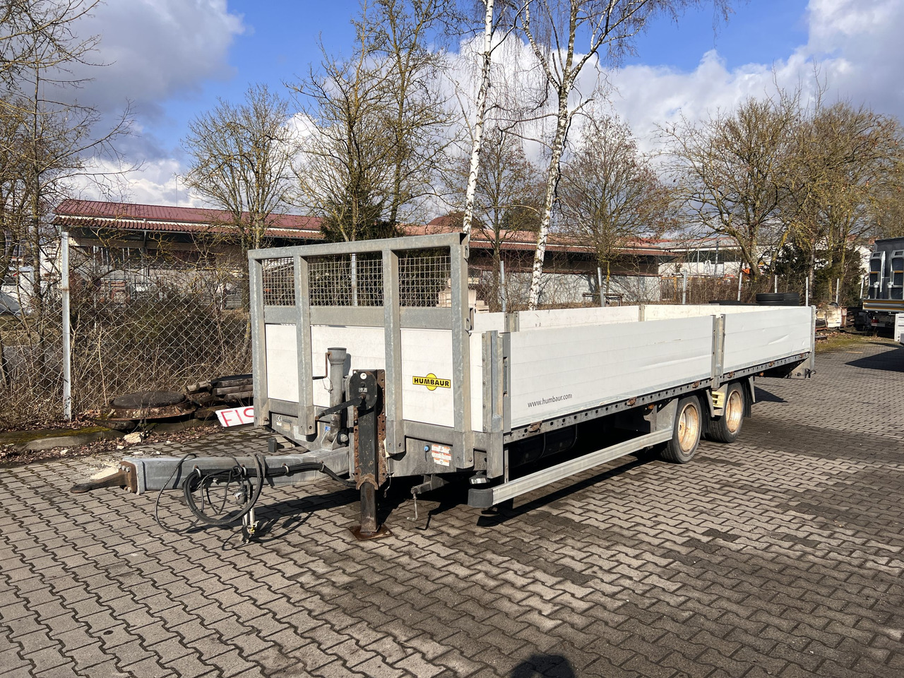 Leasing de Humbaur HBTZ 137224 14,4 t Tandem- Pritschenanhänger- Tieflader Humbaur HBTZ 137224 14,4 t Tandem- Pritschenanhänger- Tieflader: foto 6 Leasing de Humbaur HBTZ 137224 14,4 t Tandem- Pritschenanhänger- Tieflader Humbaur HBTZ 137224 14,4 t Tandem- Pritschenanhänger- Tieflader: foto 6