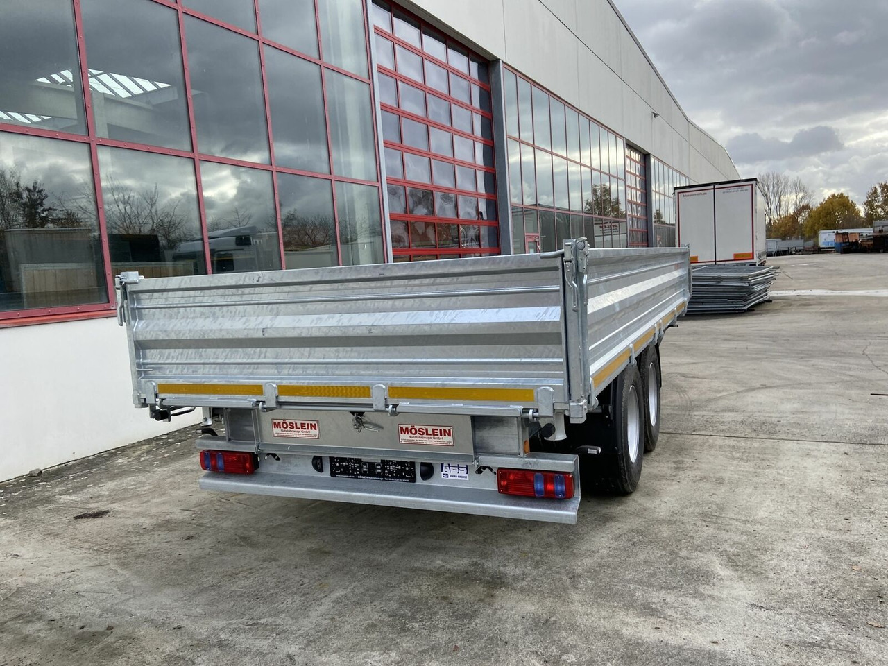 Möslein 14 t Tandemkipper Tieflader Breite Reifen-- Neu - Remolque volquete: foto 5 Möslein 14 t Tandemkipper Tieflader Breite Reifen-- Neu - Remolque volquete: foto 5