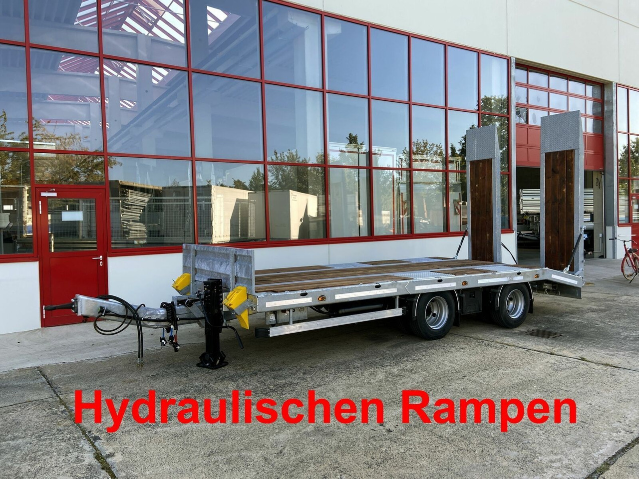 Möslein 21 t Tandemtieflader, hydr. Rampen, NEU - Remolque góndola rebajadas: foto 2 Möslein 21 t Tandemtieflader, hydr. Rampen, NEU - Remolque góndola rebajadas: foto 2