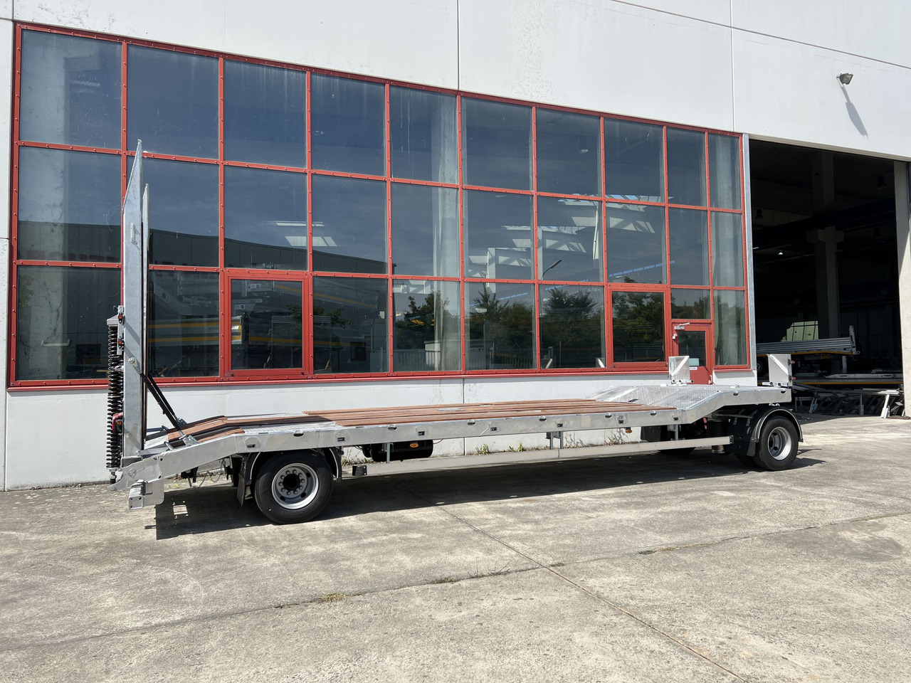 Möslein T 2 Schwebheim Neuer 2 Achs Tieflader- Anhänger, Verbreiterung - Remolque góndola rebajadas: foto 4 Möslein T 2 Schwebheim Neuer 2 Achs Tieflader- Anhänger, Verbreiterung - Remolque góndola rebajadas: foto 4