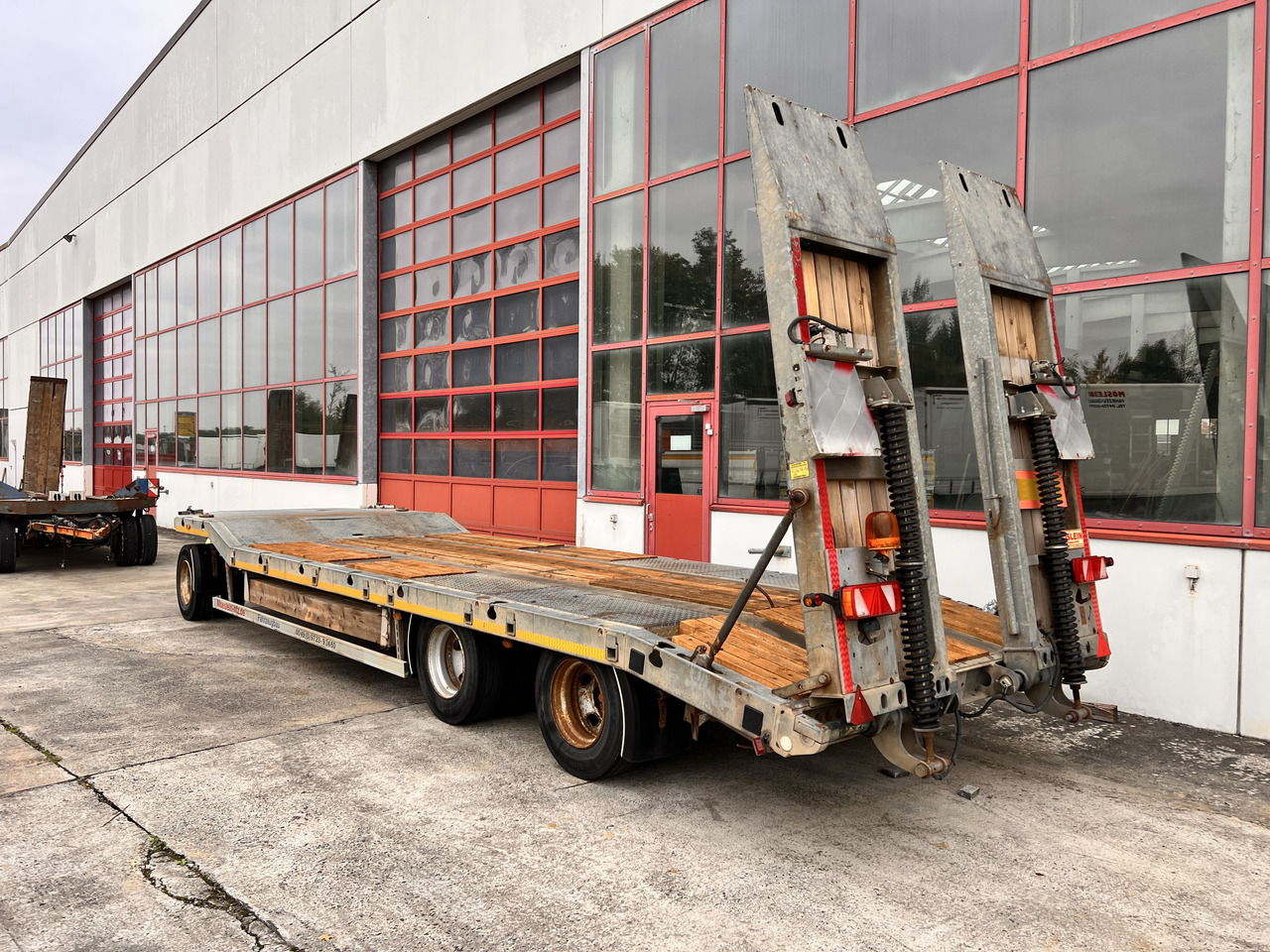 Möslein TF3 Schwebheim  3 Achs Tiefladeranhänger - Remolque góndola rebajadas: foto 3 Möslein TF3 Schwebheim  3 Achs Tiefladeranhänger - Remolque góndola rebajadas: foto 3