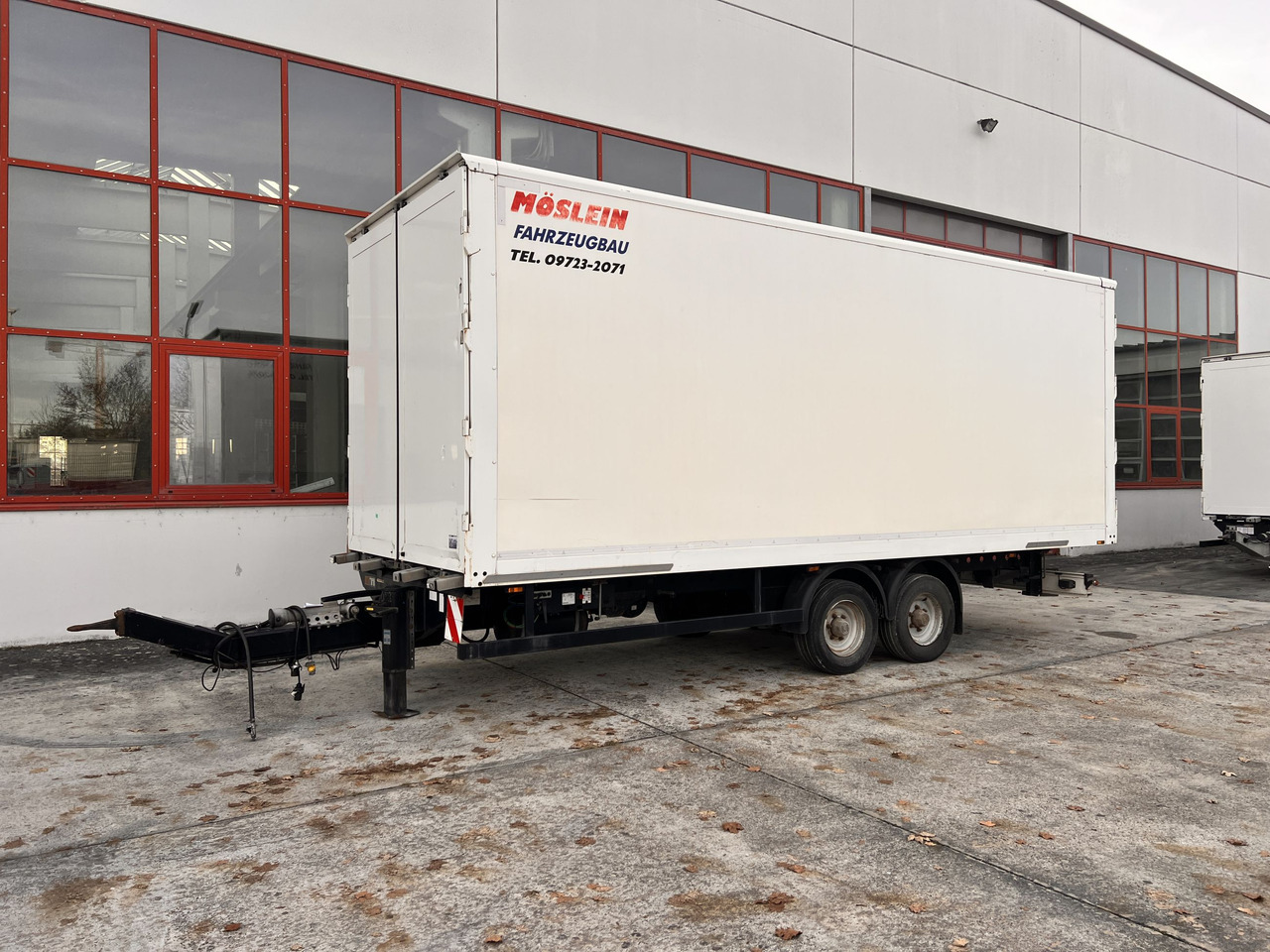 Möslein TKO 105 D Schwebheim Tandem- Koffer- Anhänger, Durchladbar - Remolque caja cerrada: foto 1 Möslein TKO 105 D Schwebheim Tandem- Koffer- Anhänger, Durchladbar - Remolque caja cerrada: foto 1