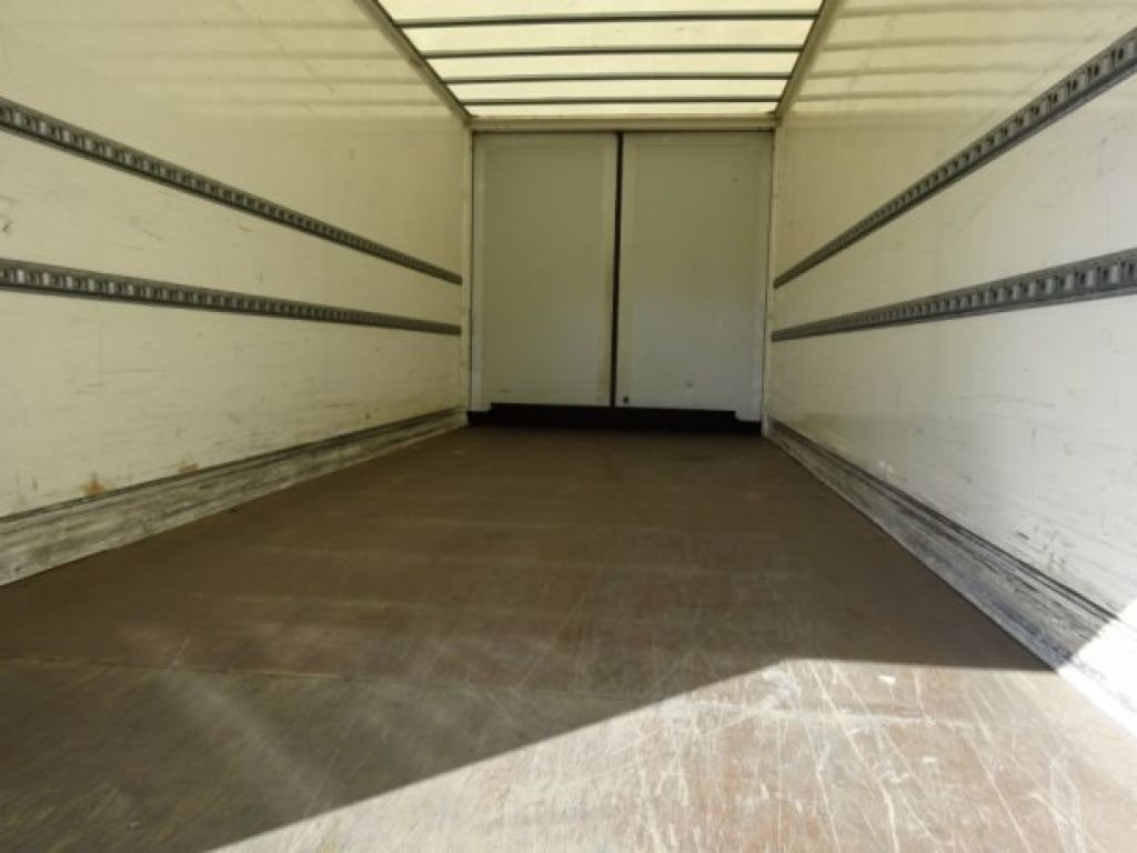 Möslein TKO 105 Schwebheim Tandemkoffer, Ladebordwand + Durchladbar - Remolque caja cerrada: foto 5 Möslein TKO 105 Schwebheim Tandemkoffer, Ladebordwand + Durchladbar - Remolque caja cerrada: foto 5