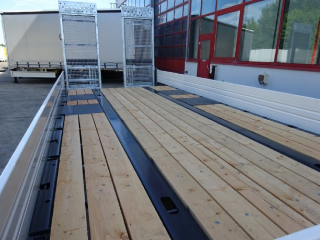 Möslein TTT 11-6,2 BR Weiß Tandemtieflader mit breiten RampenNeufahrzeug - Remolque góndola rebajadas: foto 4 Möslein TTT 11-6,2 BR Weiß Tandemtieflader mit breiten RampenNeufahrzeug - Remolque góndola rebajadas: foto 4