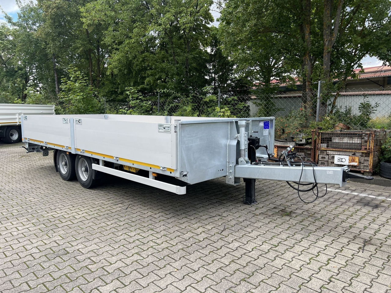 Möslein Tandem- Pritschenanhänger- Tieflader - Remolque plataforma/ Caja abierta: foto 2 Möslein Tandem- Pritschenanhänger- Tieflader - Remolque plataforma/ Caja abierta: foto 2