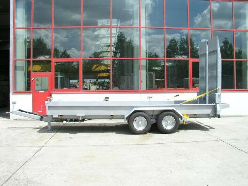 Möslein Tieflader für Fräsen breiten Rampen, Neu - Remolque góndola rebajadas: foto 3 Möslein Tieflader für Fräsen breiten Rampen, Neu - Remolque góndola rebajadas: foto 3