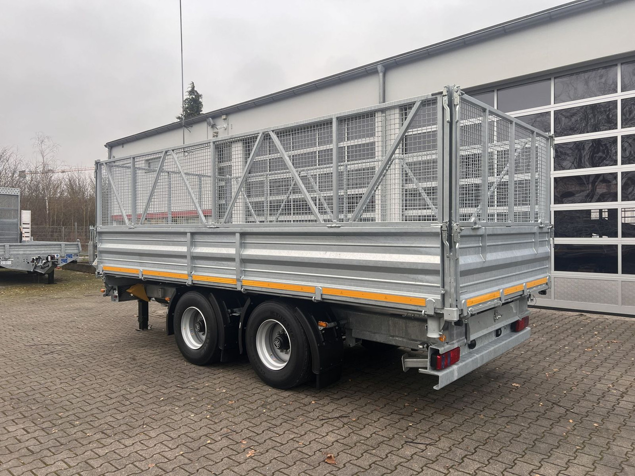 Möslein neuer 19 t Tandemkipper TiefladerGitteraufsatz - Remolque volquete: foto 5 Möslein neuer 19 t Tandemkipper TiefladerGitteraufsatz - Remolque volquete: foto 5