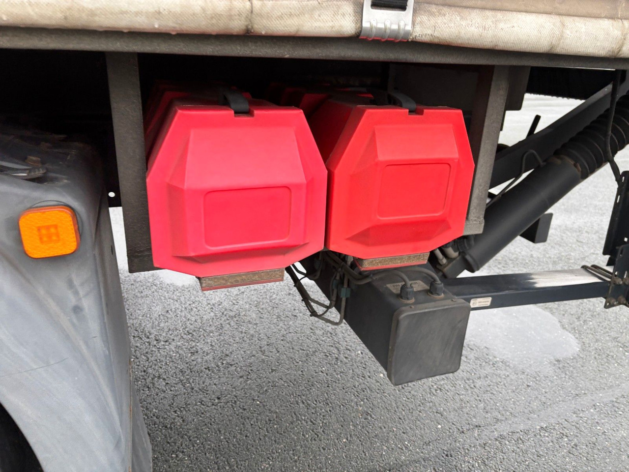 Camión lona MAN TGX 26.480 mit Ladebordwand: foto 15