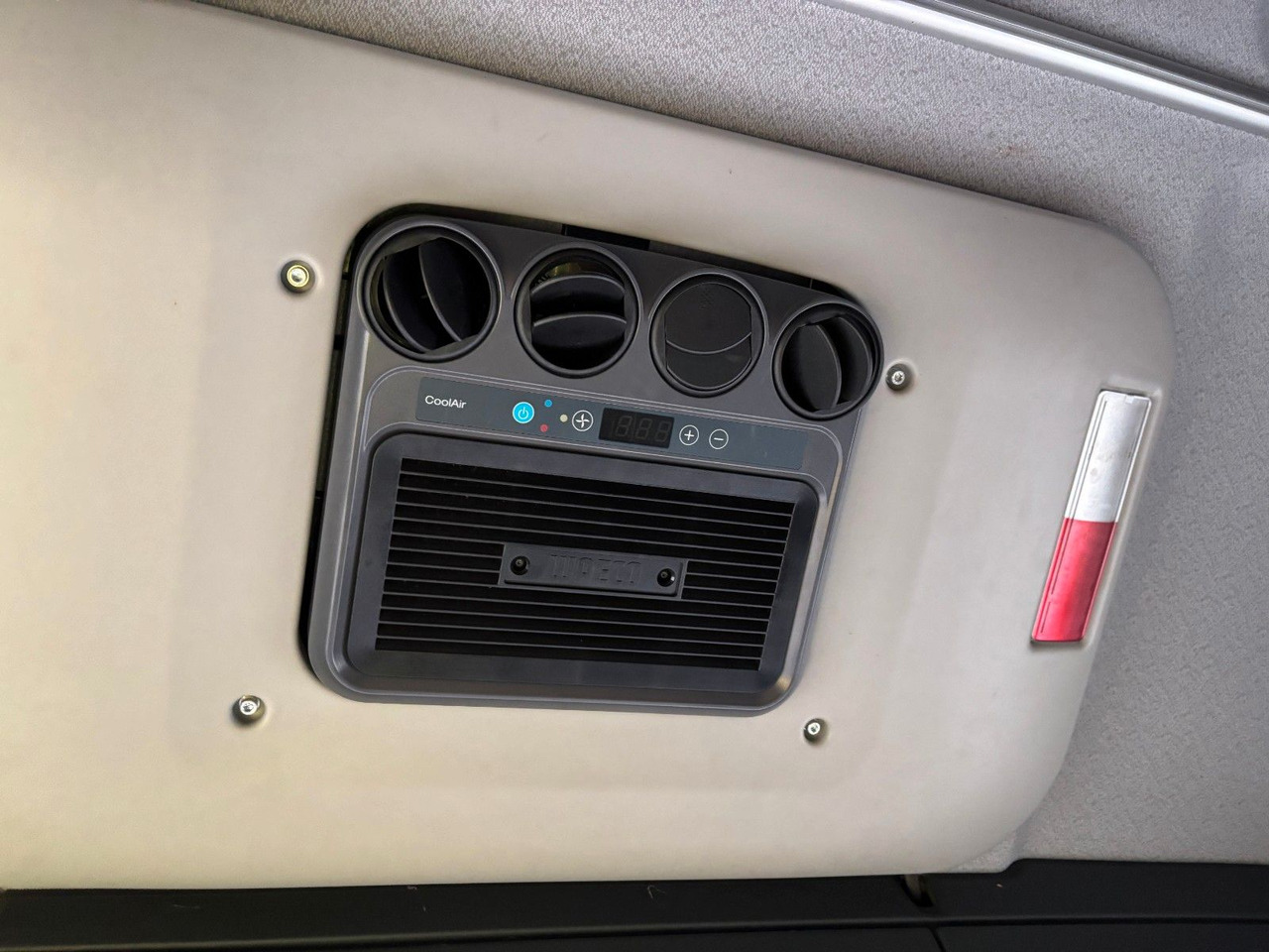 Camión lona MAN TGX 26.480 mit Ladebordwand: foto 13