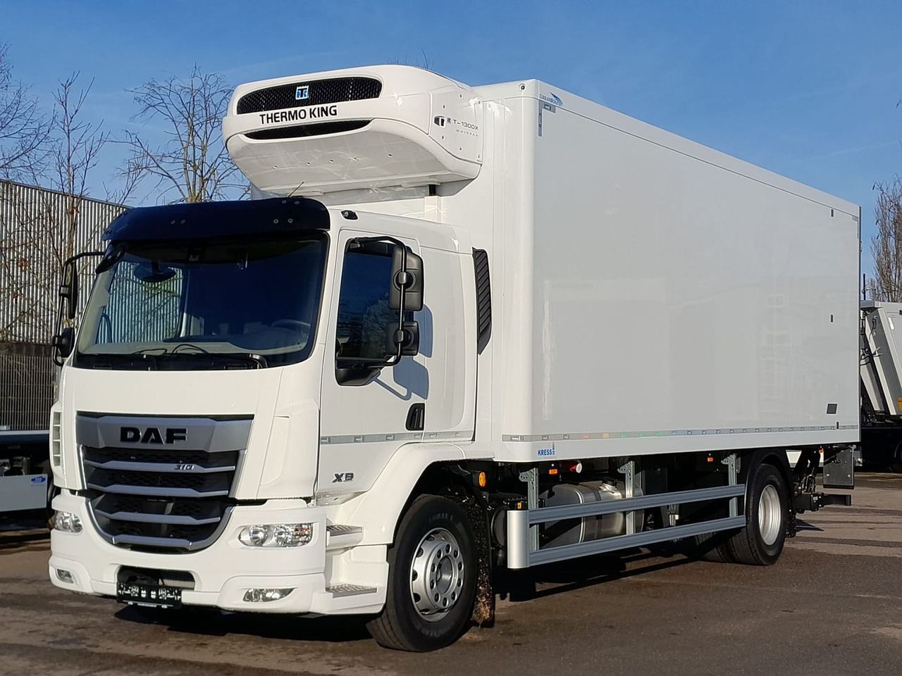 DAF FA XB 310 18t Kress Kühlaufbau - Camión frigorífico: foto 1 DAF FA XB 310 18t Kress Kühlaufbau - Camión frigorífico: foto 1
