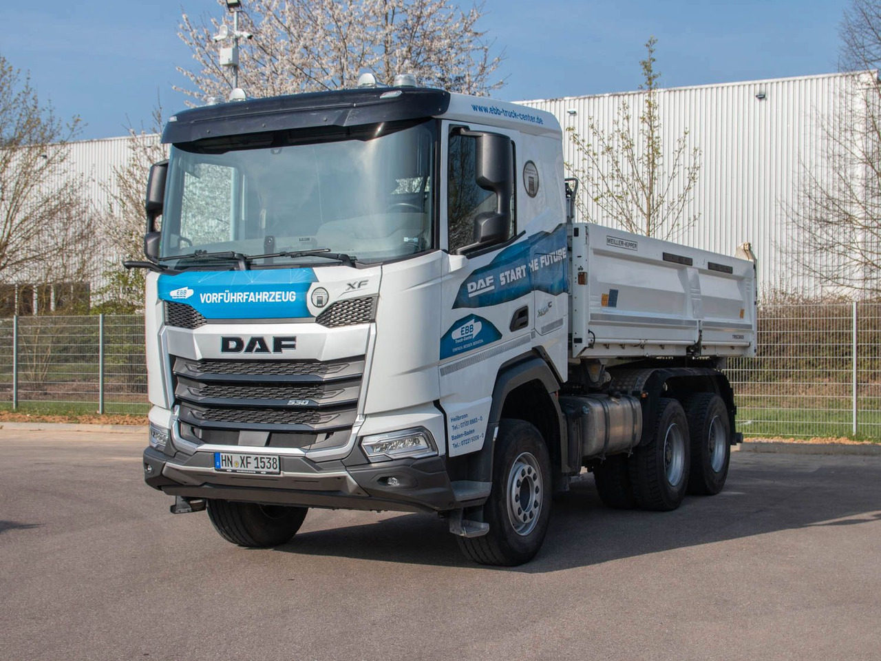 DAF FAT XFC 530 SL Meiller TRIGENIUS D 316 DAF FAT XFC 530 SL Meiller TRIGENIUS D 316 - Camión volquete: foto 1 DAF FAT XFC 530 SL Meiller TRIGENIUS D 316 DAF FAT XFC 530 SL Meiller TRIGENIUS D 316 - Camión volquete: foto 1
