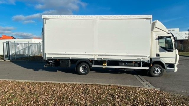 DAF LF 210 8t Pritsche-Plane LBW Tageszulassung DAF FA LF 210 08t Spier Pritsche-Plane - Camión lona: foto 4 DAF LF 210 8t Pritsche-Plane LBW Tageszulassung DAF FA LF 210 08t Spier Pritsche-Plane - Camión lona: foto 4