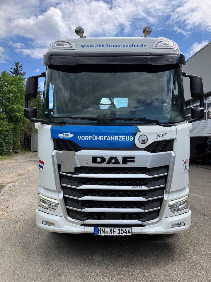 DAF XF 480 FAN Abroller VDL DAF XF 480 FAN Abroller VDL - Camión multibasculante: foto 2 DAF XF 480 FAN Abroller VDL DAF XF 480 FAN Abroller VDL - Camión multibasculante: foto 2