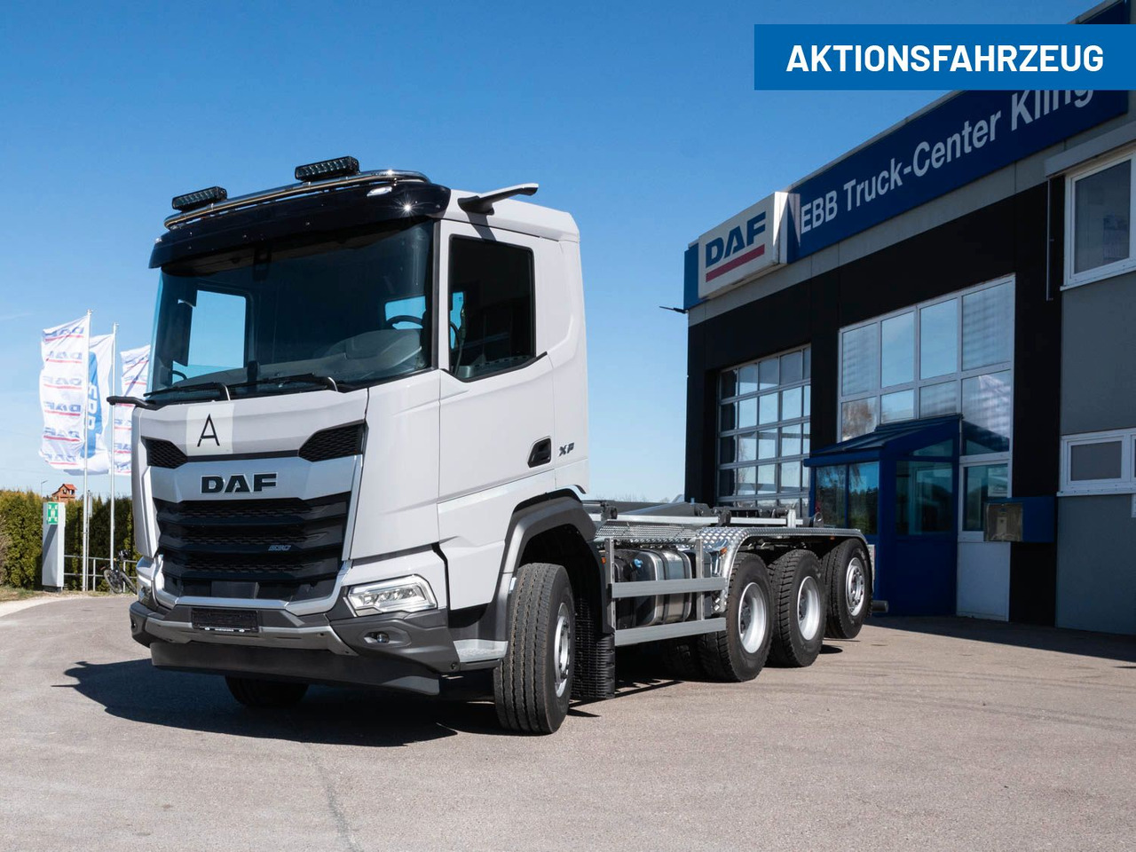 DAF XF 530 FAW mit VDL Abrollkipper DAF XF 530 FAW mit VDL Abrollkipper - Camión multibasculante: foto 1 DAF XF 530 FAW mit VDL Abrollkipper DAF XF 530 FAW mit VDL Abrollkipper - Camión multibasculante: foto 1