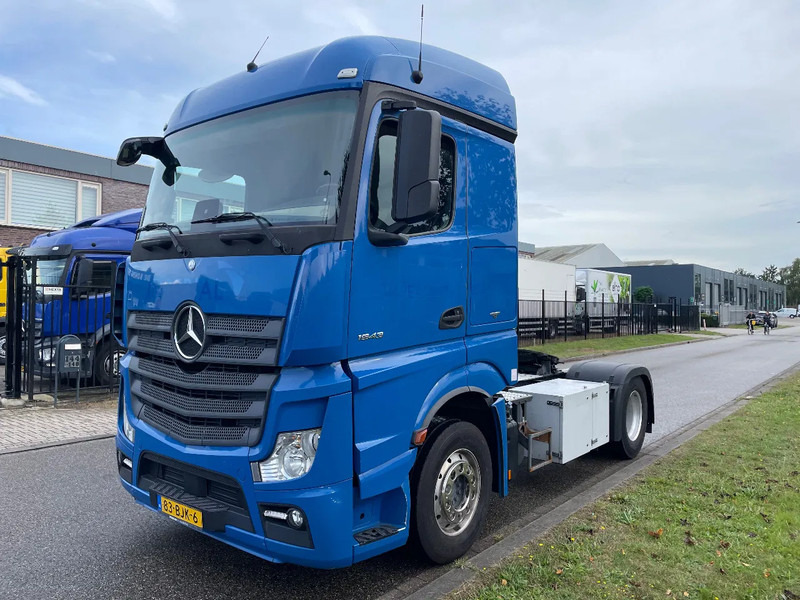 Mercedes-Benz Actros 1943 full adr 2017 only 695.000 km - Cabeza tractora: foto 2 Mercedes-Benz Actros 1943 full adr 2017 only 695.000 km - Cabeza tractora: foto 2