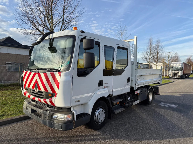 Camión volquete Renault Midlum 180 Doka crewcab 7 seats ex government: foto 9 Camión volquete Renault Midlum 180 Doka crewcab 7 seats ex government: foto 9
