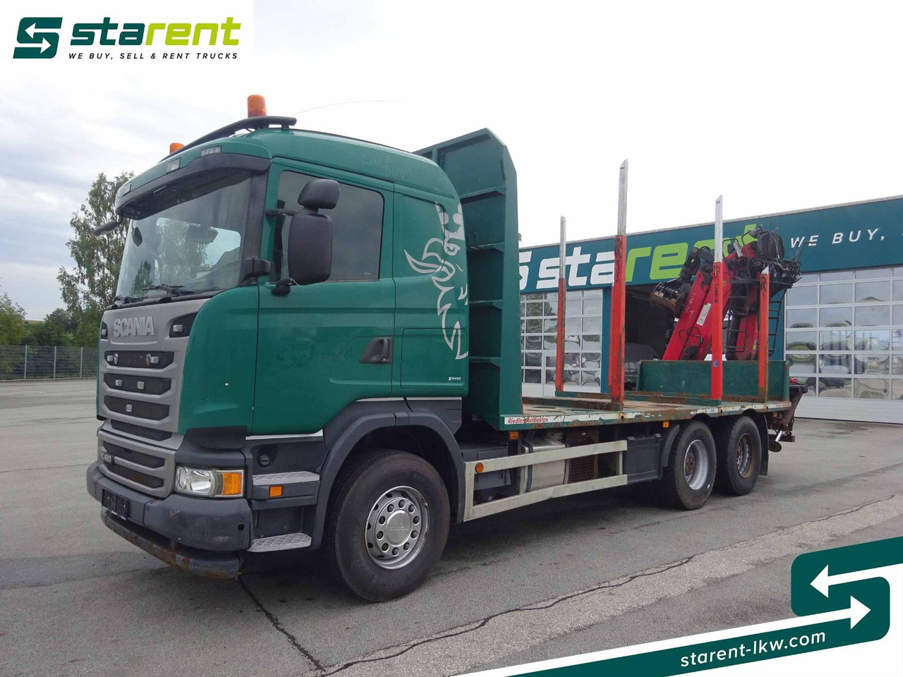 Scania R490 Holzaufbau mit Kran, MOTORPROBLEM - Camión forestal, Camión grúa: foto 1 Scania R490 Holzaufbau mit Kran, MOTORPROBLEM - Camión forestal, Camión grúa: foto 1