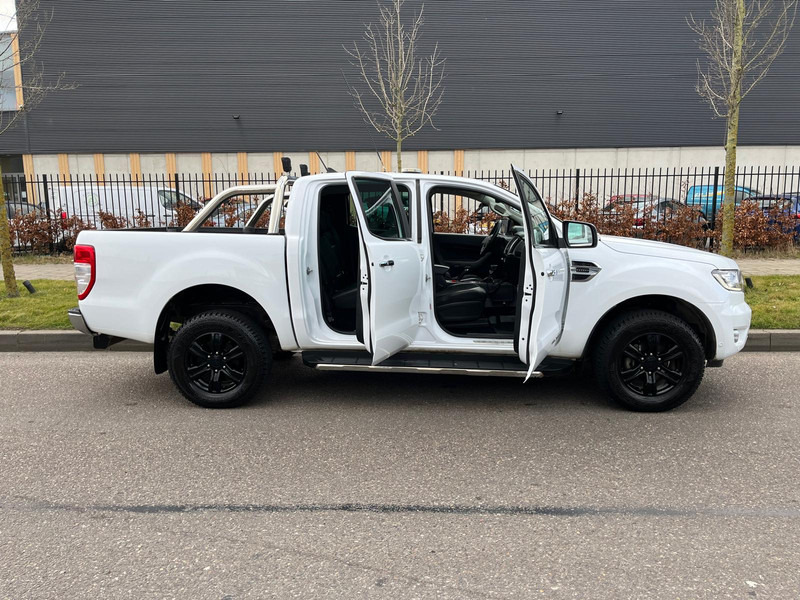 Ford Ranger Limited Double Cabin, EXPORT ONLY, INCL COC, 170pk, !!! 15608km, Full-Options - Furgoneta, Furgoneta combi: foto 4 Ford Ranger Limited Double Cabin, EXPORT ONLY, INCL COC, 170pk, !!! 15608km, Full-Options - Furgoneta, Furgoneta combi: foto 4