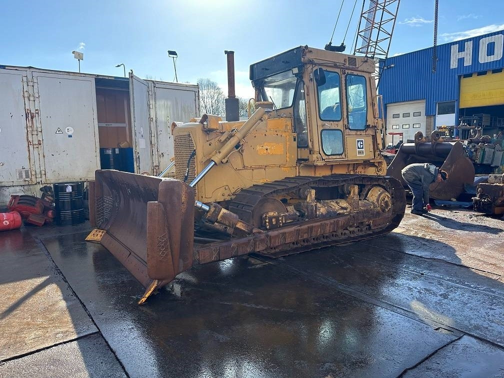 CAT D6D with winch - Bulldozer: foto 1 CAT D6D with winch - Bulldozer: foto 1