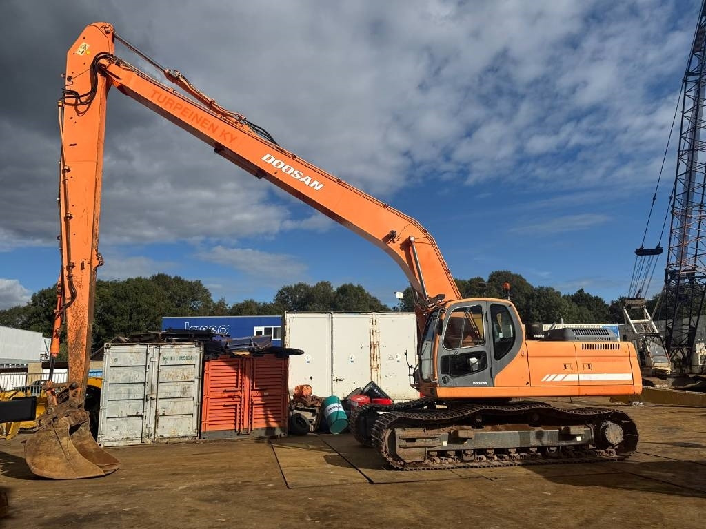 Doosan DX 300 LC ( 4.690 original hours 18M long reach ) - Excavadora: foto 2 Doosan DX 300 LC ( 4.690 original hours 18M long reach ) - Excavadora: foto 2