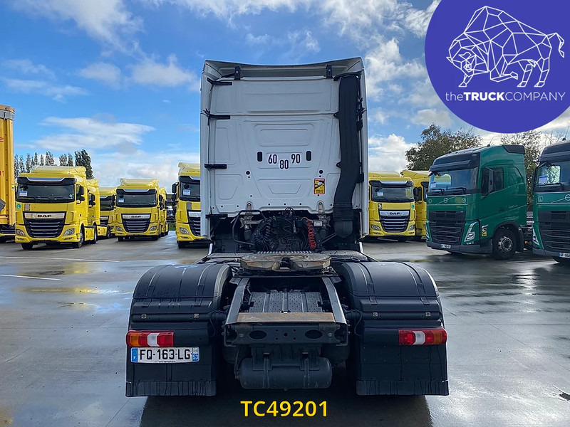Mercedes-Benz Actros 1845 - Cabeza tractora: foto 4 Mercedes-Benz Actros 1845 - Cabeza tractora: foto 4