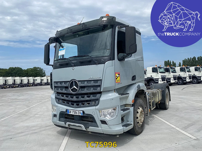 Mercedes-Benz Arocs 1843 - Cabeza tractora: foto 1 Mercedes-Benz Arocs 1843 - Cabeza tractora: foto 1