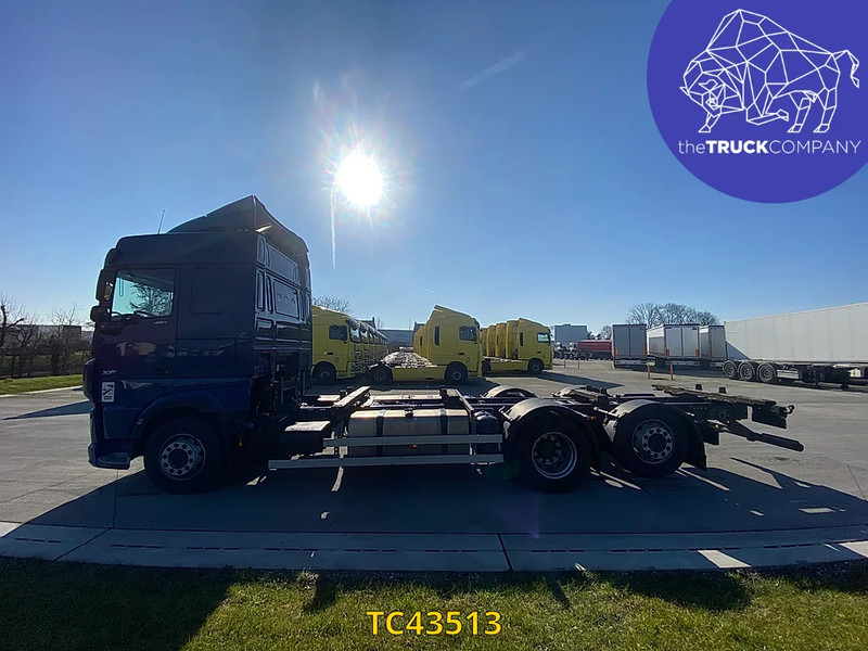 DAF XF Euro6 480 - Camión portacontenedore/ Intercambiable: foto 2 DAF XF Euro6 480 - Camión portacontenedore/ Intercambiable: foto 2