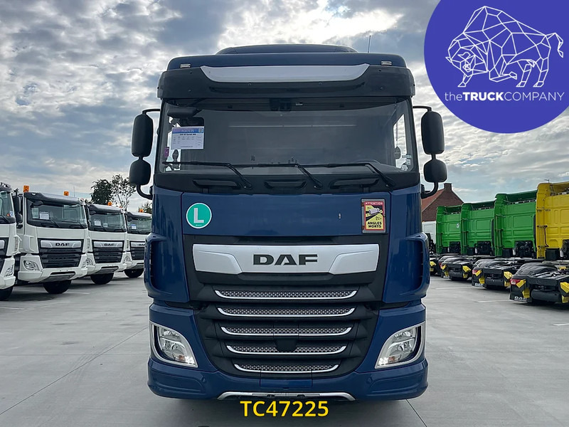 DAF XF Euro6 480 - Camión portacontenedore/ Intercambiable: foto 2 DAF XF Euro6 480 - Camión portacontenedore/ Intercambiable: foto 2