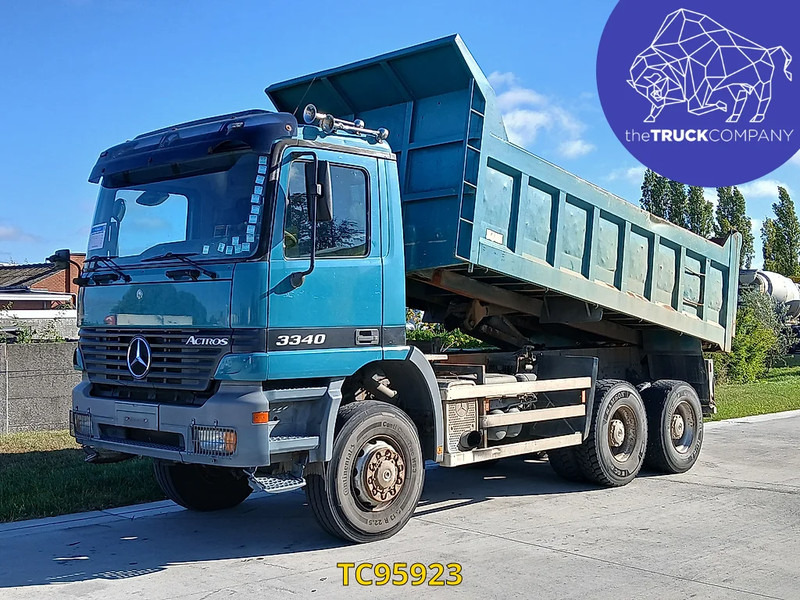 Camión volquete Mercedes-Benz Actros 3340: foto 1