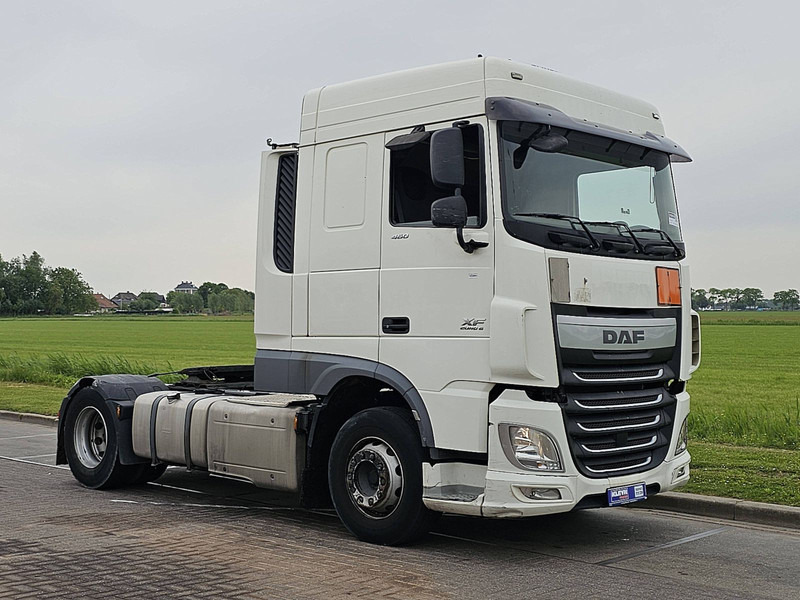 DAF XF 460 SPACECAB INTARDER - Cabeza tractora: foto 5 DAF XF 460 SPACECAB INTARDER - Cabeza tractora: foto 5