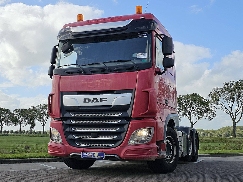 DAF XF 530 SPACECAB 6X2 FTG PTO - Cabeza tractora: foto 1 DAF XF 530 SPACECAB 6X2 FTG PTO - Cabeza tractora: foto 1